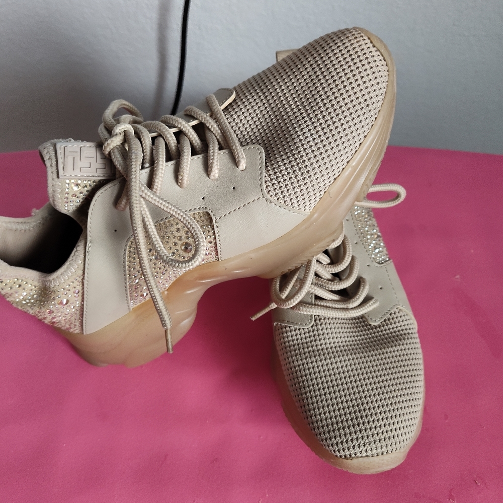 Steve Madden sneakers